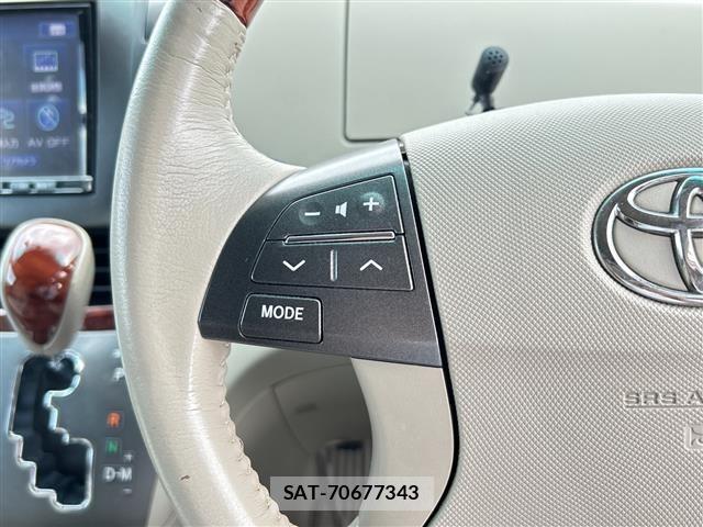 Toyota ESTIMA 2011 8676822-7