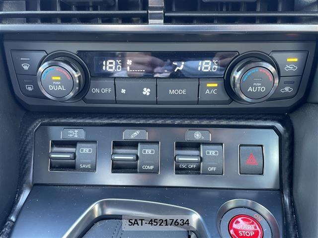 Nissan GT-R 2024 8676162-11