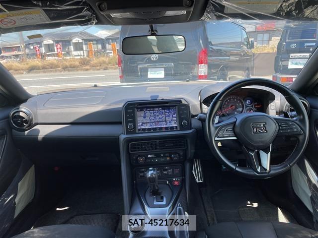 Nissan GT-R 2024 8676162-14