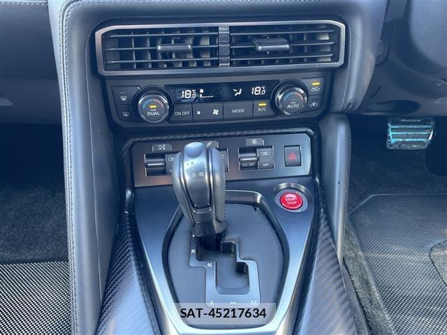 Nissan GT-R 2024 8676162-19