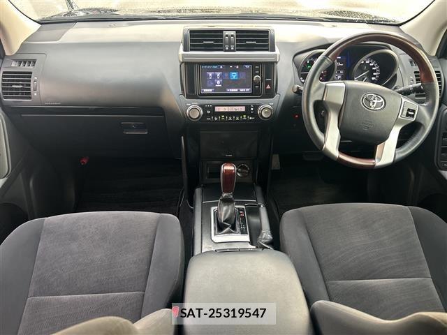 Toyota LAND CRUISER PRADO 2017 8676448-15
