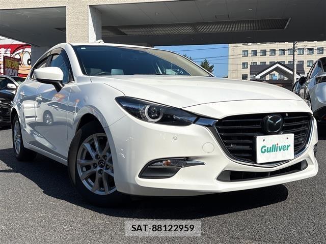 Mazda AXELA 2018 8771869-0