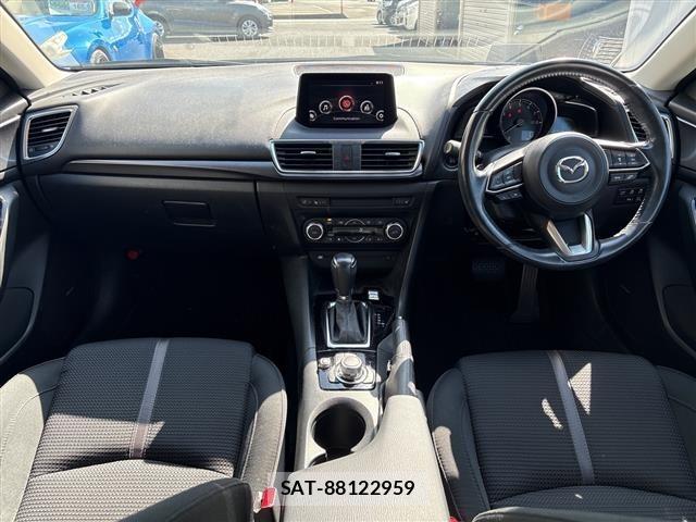 Mazda AXELA 2018 8771869-15