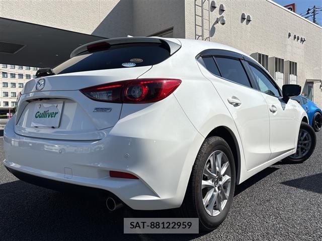 Mazda AXELA 2018 8771869-2