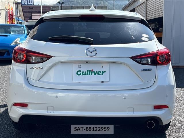 Mazda AXELA 2018 8771869-4