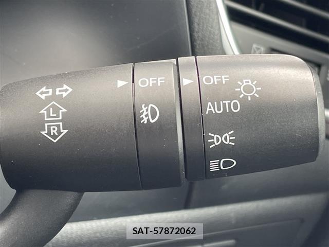 Mazda AXELA 2016 8678435-1