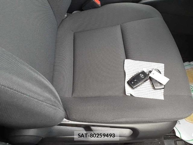 Toyota COROLLA TOURING 2023 8692771-10