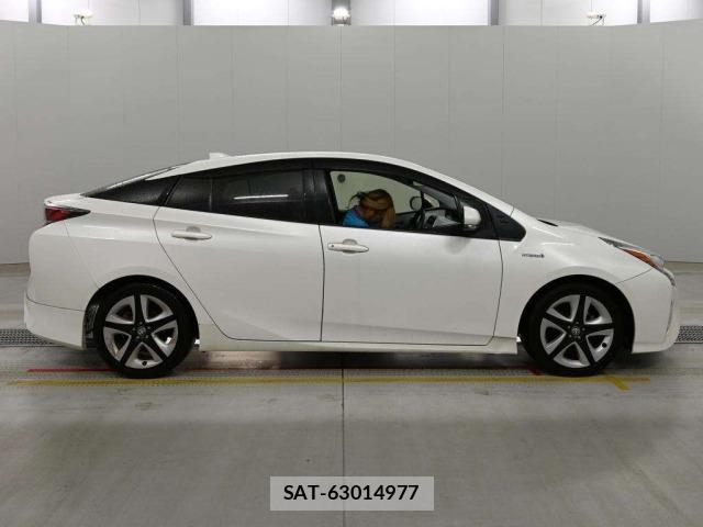 Toyota PRIUS 2015 8911254-3