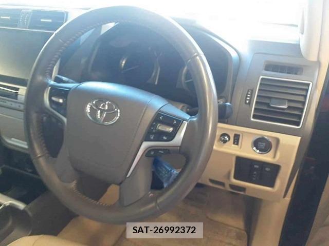 Toyota LAND CRUISER PRADO 2023 8906772-9