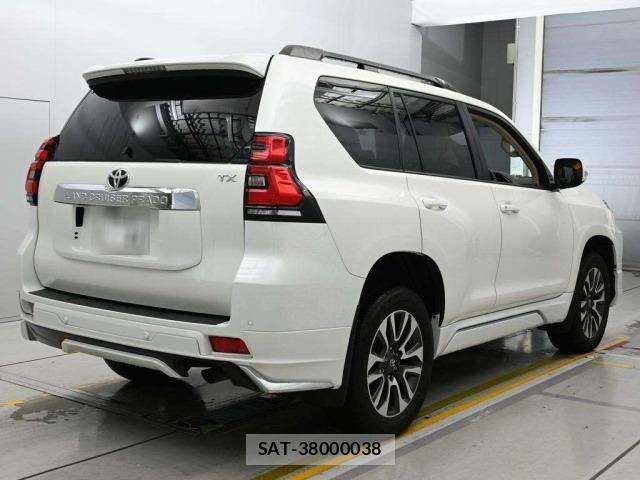 Toyota LAND CRUISER PRADO 2023 8906773-1