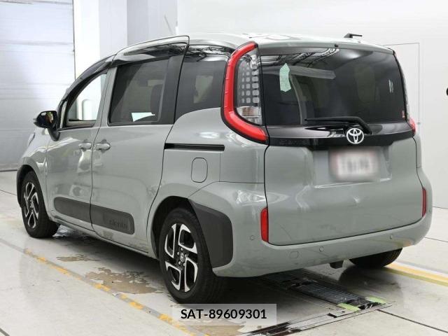 Toyota SIENTA 2022 8903059-6