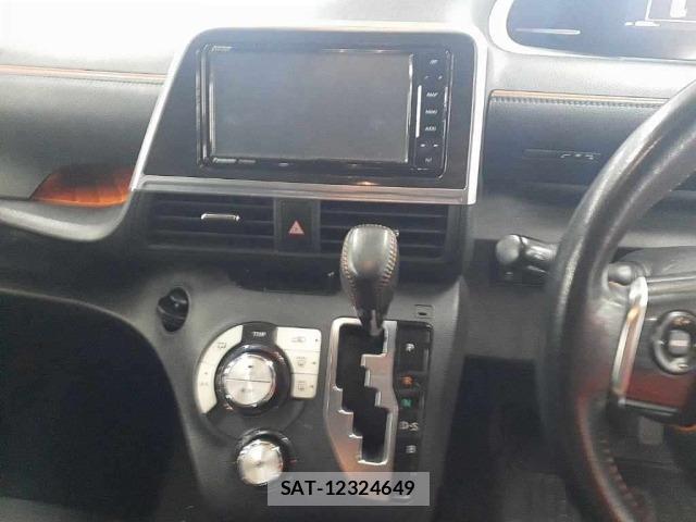 Toyota SIENTA 2017 8903077-12