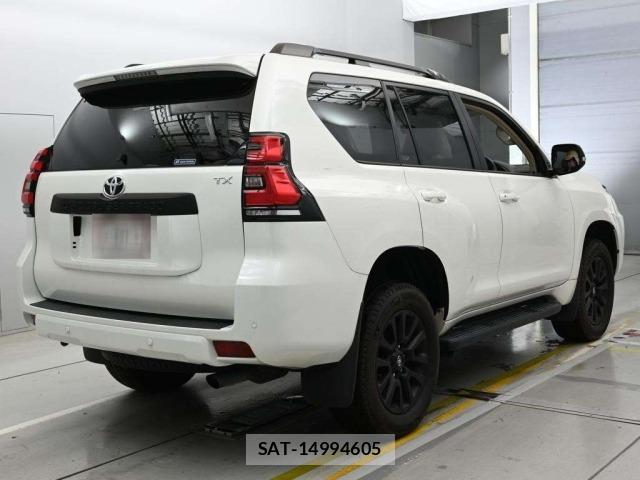 Toyota LAND CRUISER PRADO 2023 8906774-1