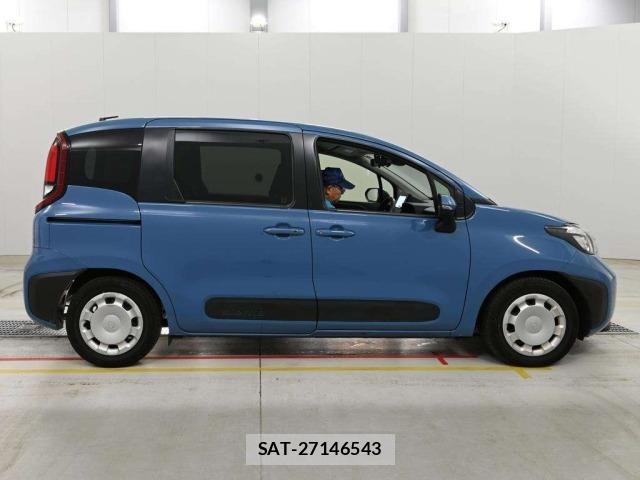 Toyota SIENTA 2023 8902822-3
