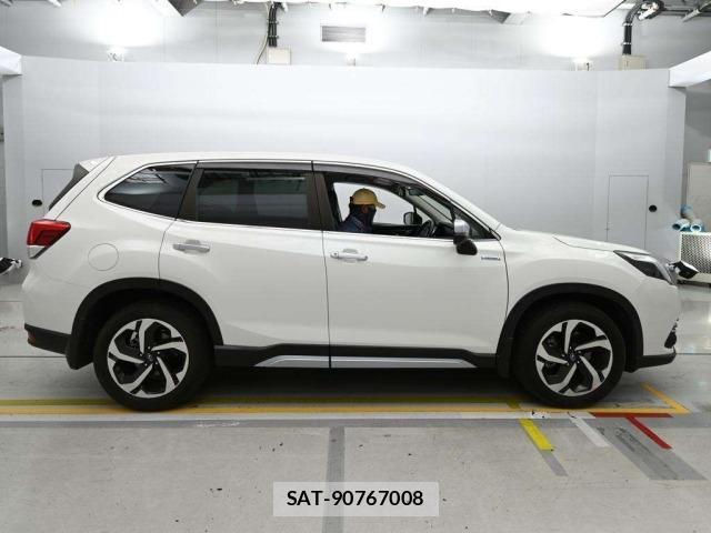 Subaru FORESTER 2022 8689453-3