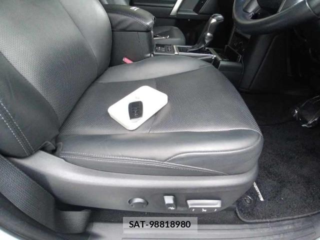 Toyota LAND CRUISER PRADO 2022 8716659-10