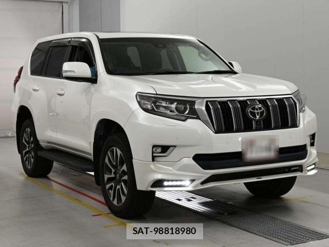 Toyota LAND CRUISER PRADO 2022 8716659-5