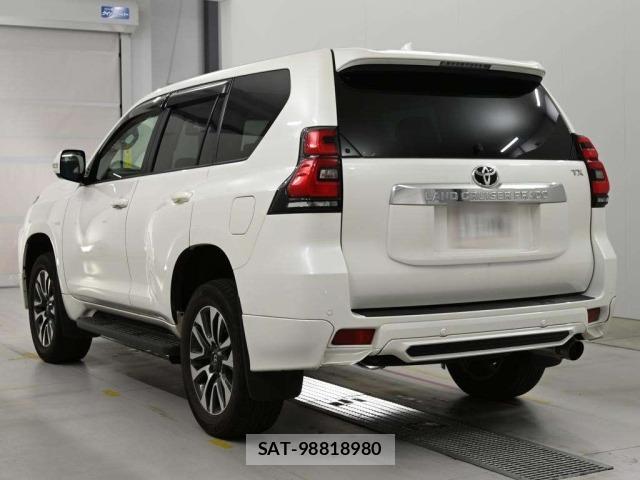 Toyota LAND CRUISER PRADO 2022 8716659-6