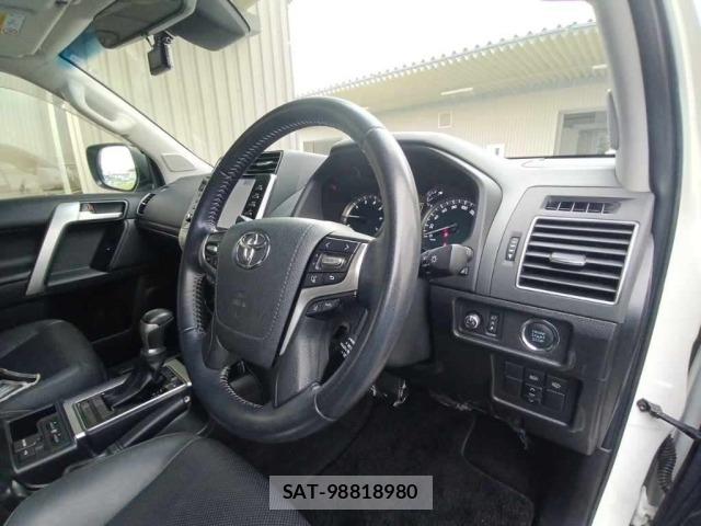 Toyota LAND CRUISER PRADO 2022 8716659-9