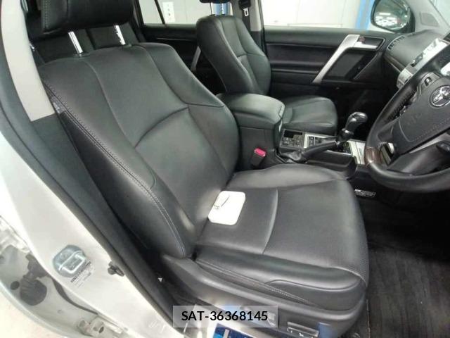 Toyota LAND CRUISER PRADO 2020 8716661-10