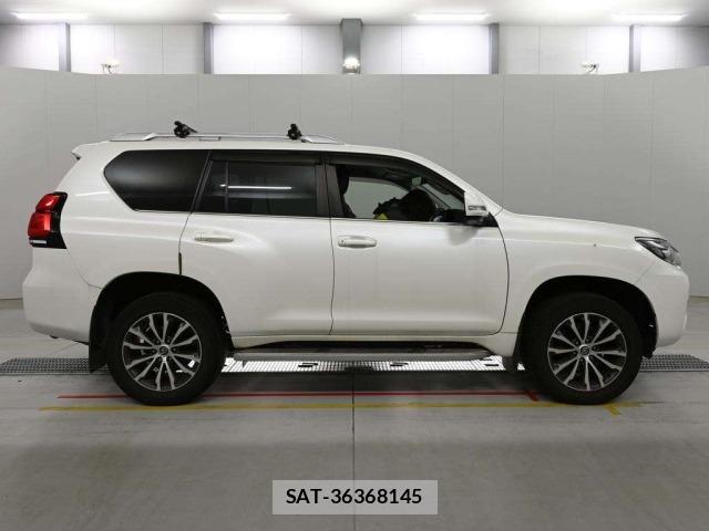 Toyota LAND CRUISER PRADO 2020 8716661-3