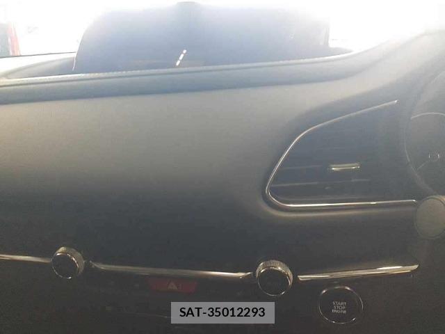 Mazda CX-30 2023 8825610-12