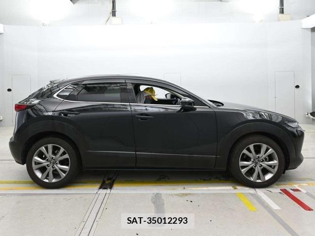 Mazda CX-30 2023 8825610-3