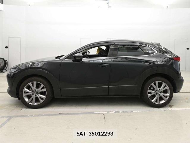 Mazda CX-30 2023 8825610-4