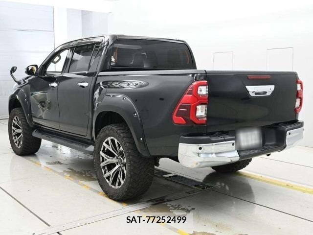 Toyota HILUX 2021 8682801-6