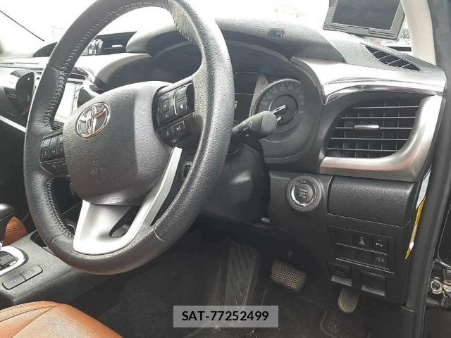 Toyota HILUX 2021 8682801-9