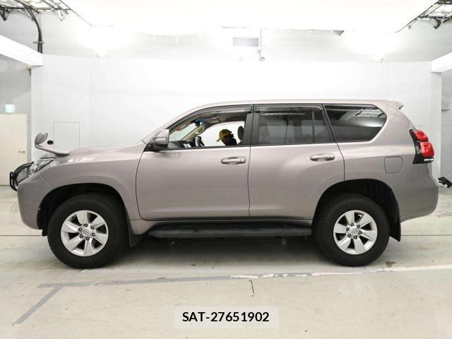 Toyota LAND CRUISER PRADO 2018 8906784-4