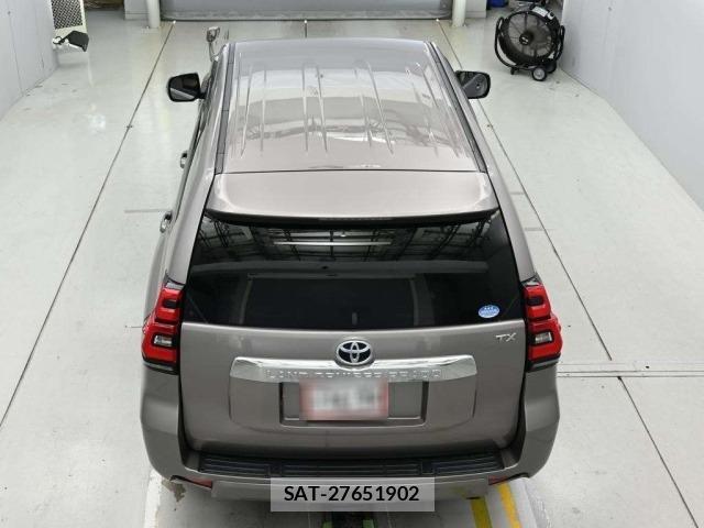 Toyota LAND CRUISER PRADO 2018 8906784-8