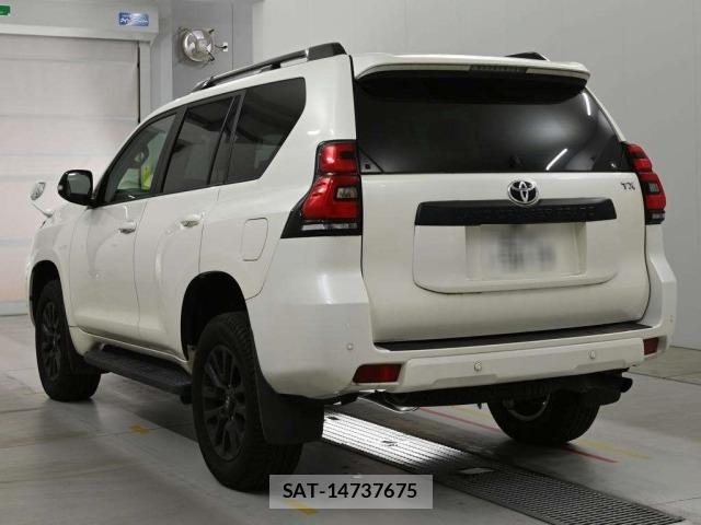 Toyota LAND CRUISER PRADO 2023 8906691-6