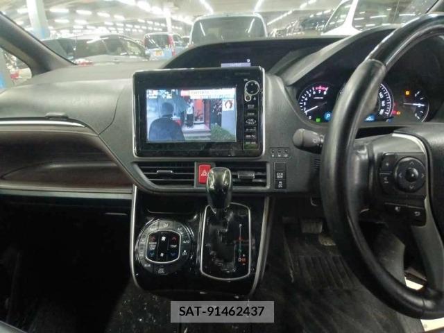 Toyota ESQUIRE 2018 8908388-11