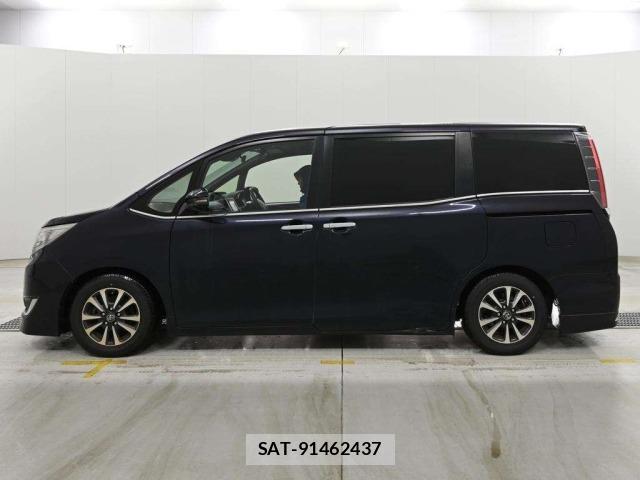 Toyota ESQUIRE 2018 8908388-4