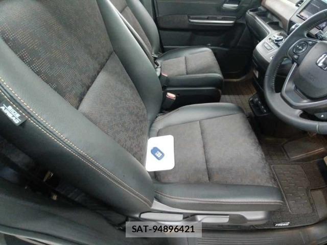 Honda FREED 2022 8715756-10
