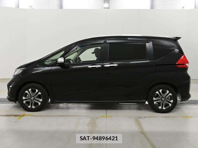 Honda FREED 2022 8715756-4