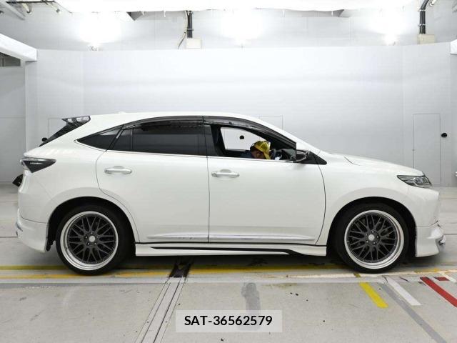 Toyota HARRIER 2018 8936043-3