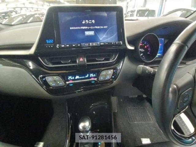Toyota C-HR 2017 8707825-11