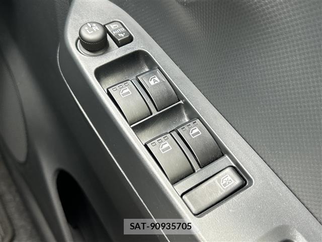 Toyota PIXIS EPOCH 2021 8838198-10