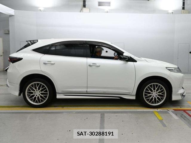 Toyota HARRIER 2018 8936046-3