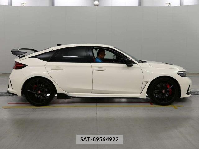 Honda CIVIC 2024 8677532-3