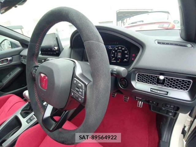 Honda CIVIC 2024 8677532-9