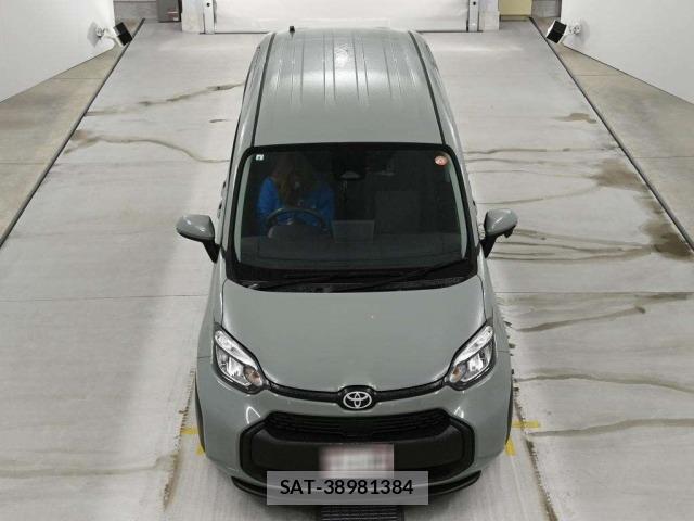 Toyota SIENTA 2023 8902834-7