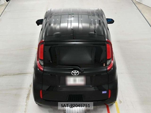Toyota SIENTA 2023 8672451-8