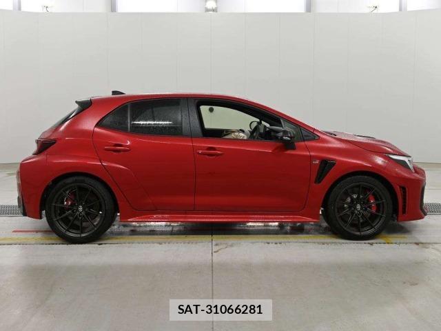 Toyota COROLLA 2026 8907015-3