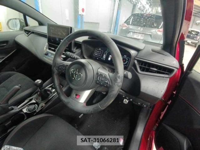 Toyota COROLLA 2026 8907015-9