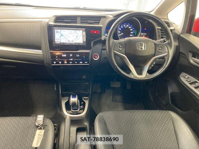 Honda FIT 2015 8862132-3