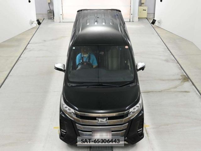 Toyota NOAH 2021 8683157-7