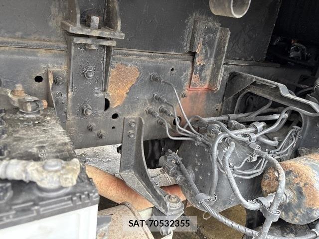 Isuzu FORWARD 2005 8823617-16